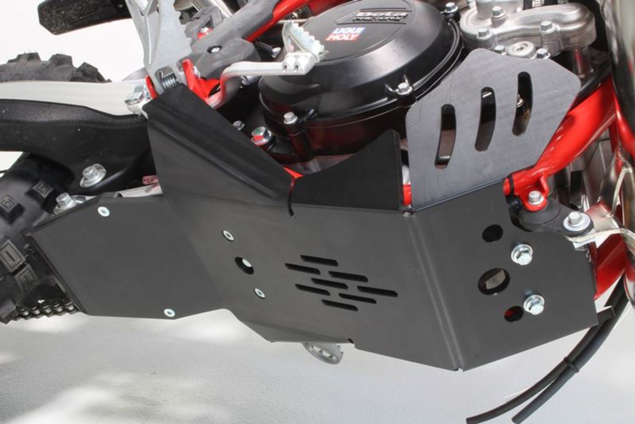 AXP RACING Xtrem Skid Plate For BETA 250/300 20-24 BK AX1550