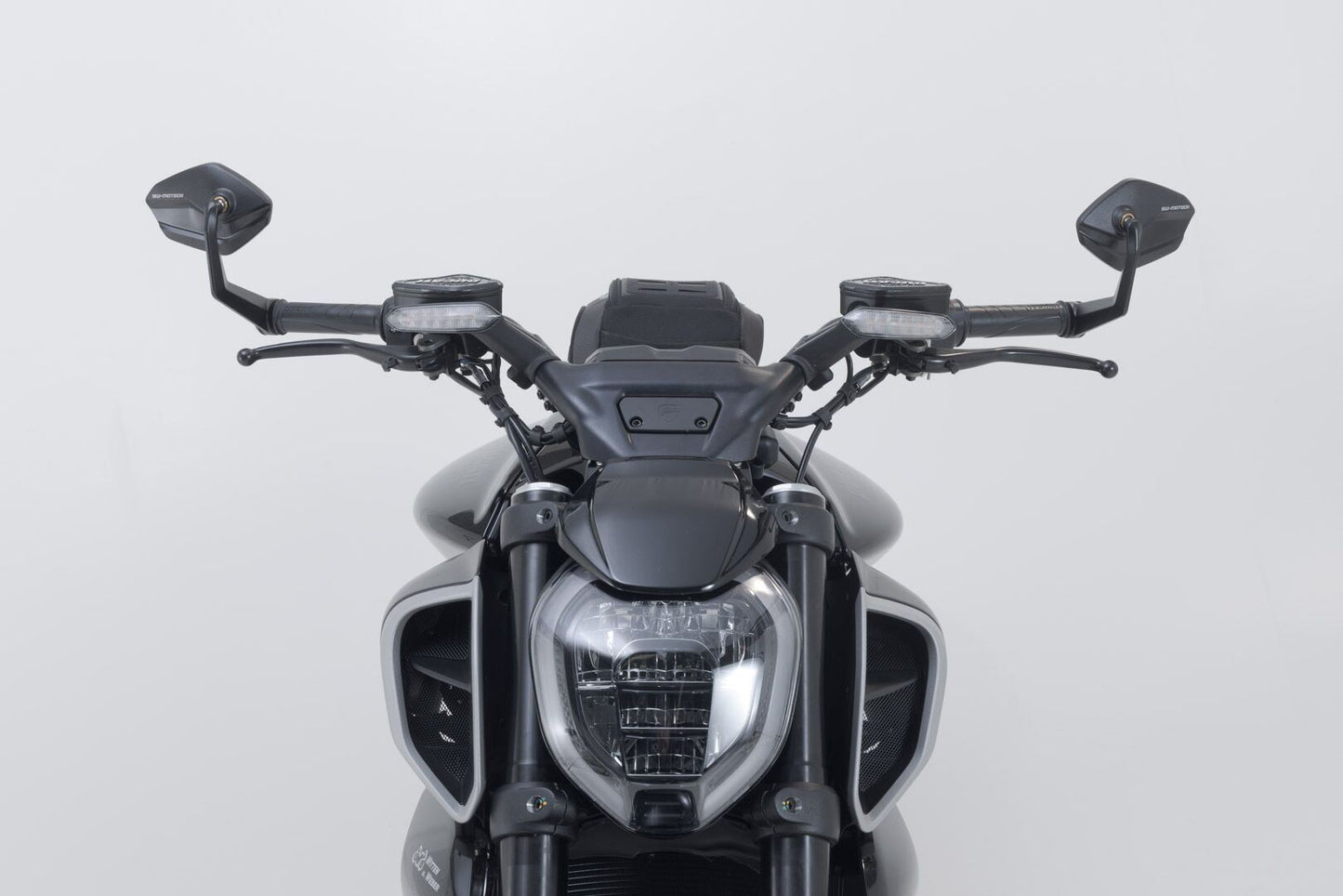 SW MOTECH Mirror For End Bars For Ducati Diavel V4 1200 ABS 23-24 MIR.22.796.10000
