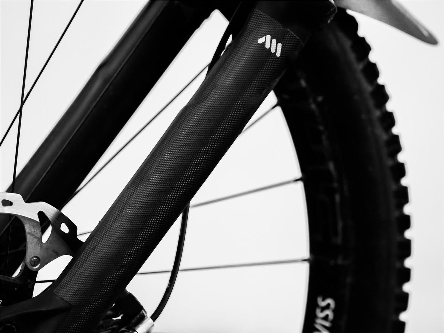 ALL MOUNTAIN STYLE Fork Guard BLACK/SLV AMSFG3BKSV