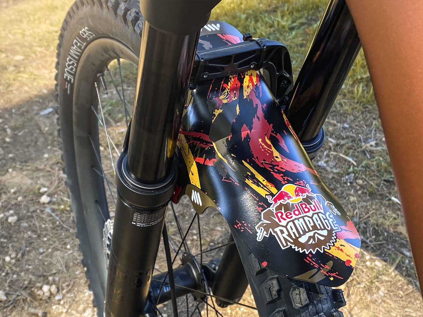 ALL MOUNTAIN STYLE Mud Guard RD BUL RMPG RD AMSMG1RBRR