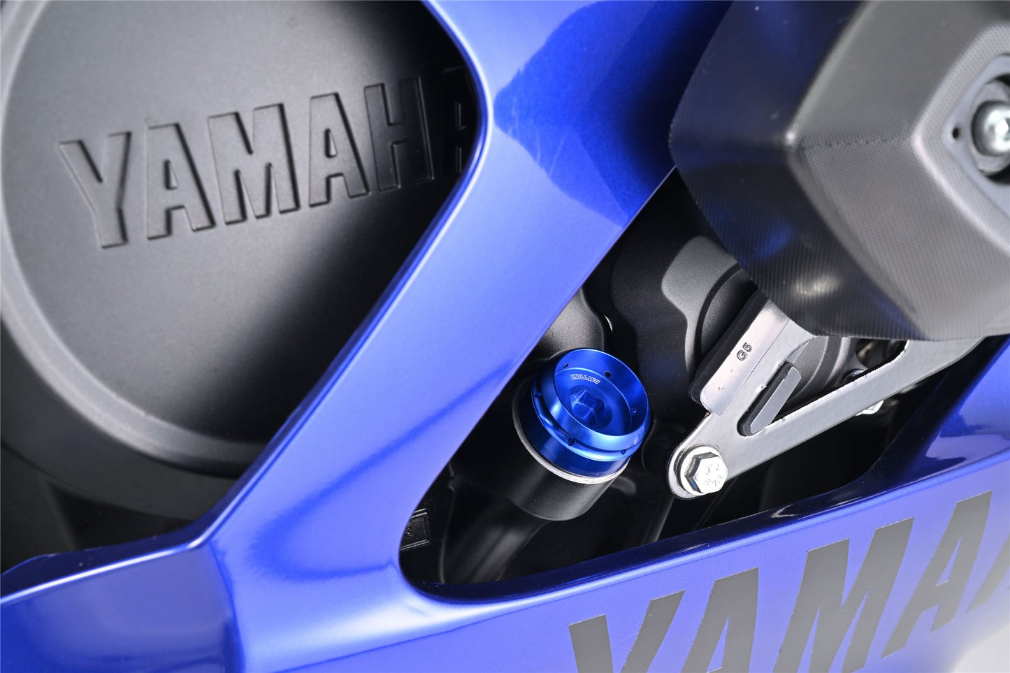 Daytona Bullet Oil Filler Cap M20xP2.5 Blue Aluminum with O-ring & Wire-lock 98400