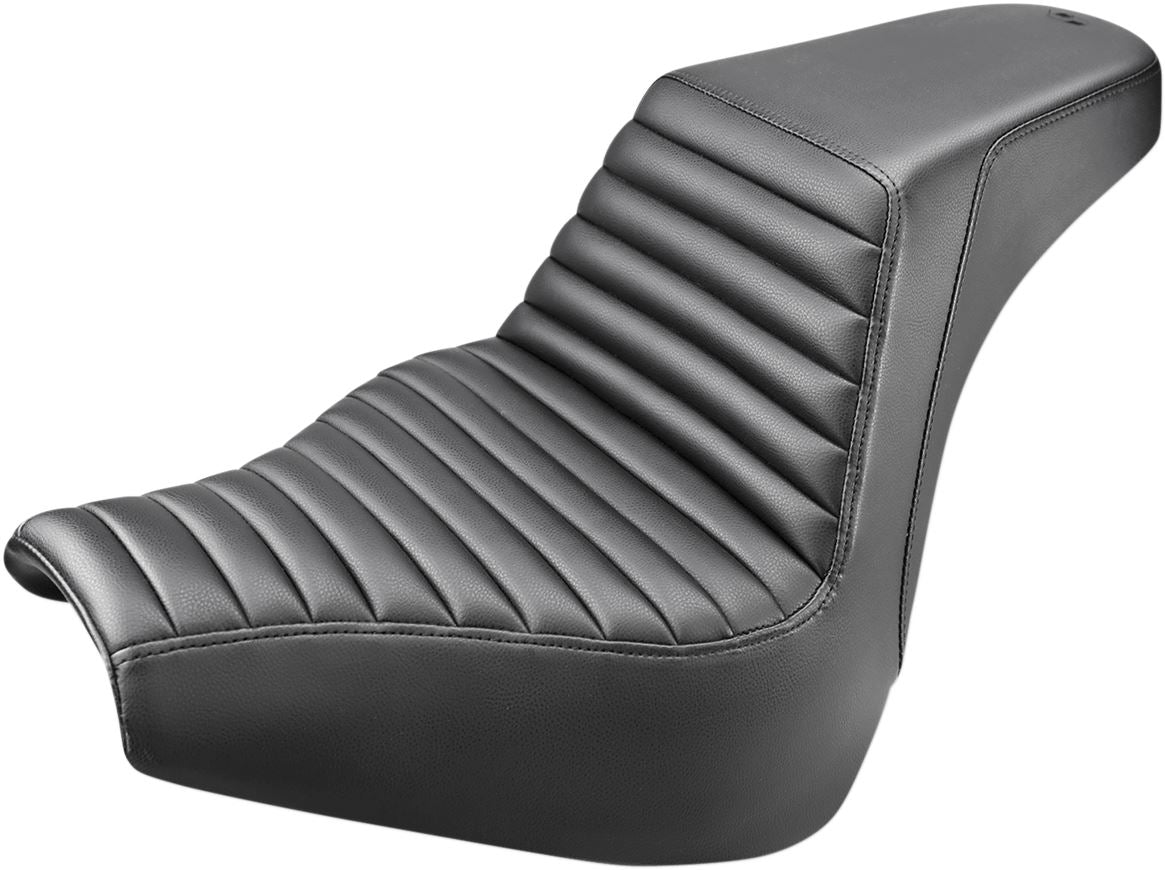 Saddlemen Step Up Seat (818-31-171)