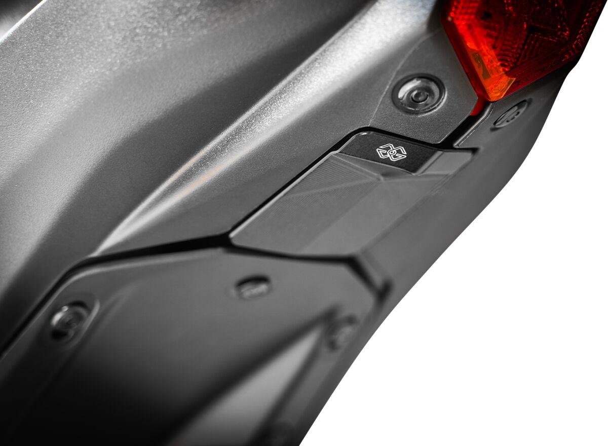 Gilles Tooling Race Cover Kit For Yamaha YZF-R7 2022-2025 Black RCK-14-B