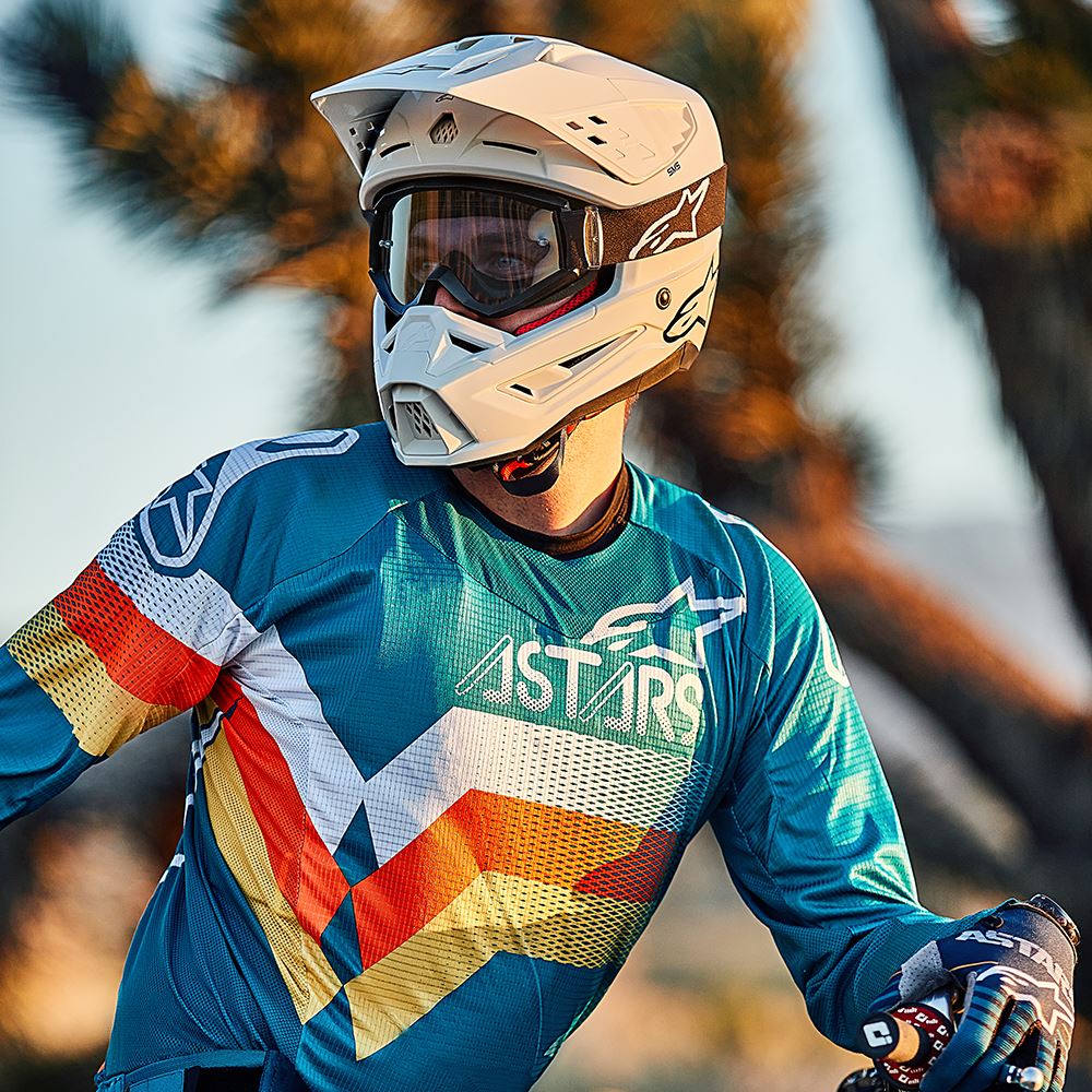 ALPINESTARS Supertech M5 Solid White MX Helmet