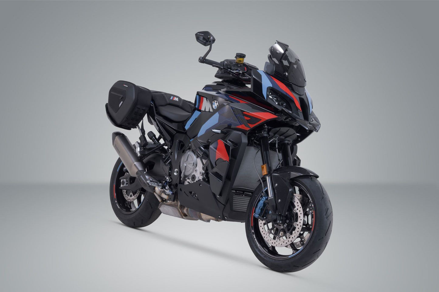 SW MOTECH PRO Blaze Saddlebag Set For BMW M 1000 XR ABS 2024 BC.HTA.07.740.36300