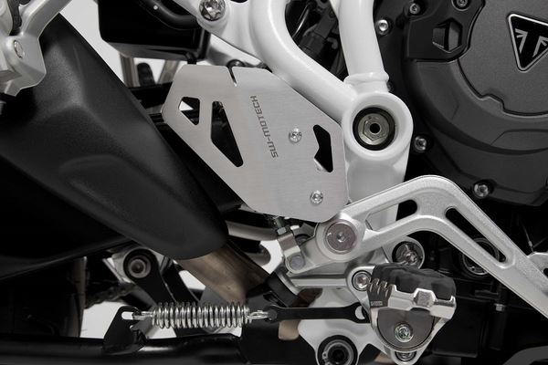 SW MOTECH Brake Reservoir Guard Right TIGER 900 GT ABS 20-22/900 ABS 20-22 SCT.11.953.10000/B