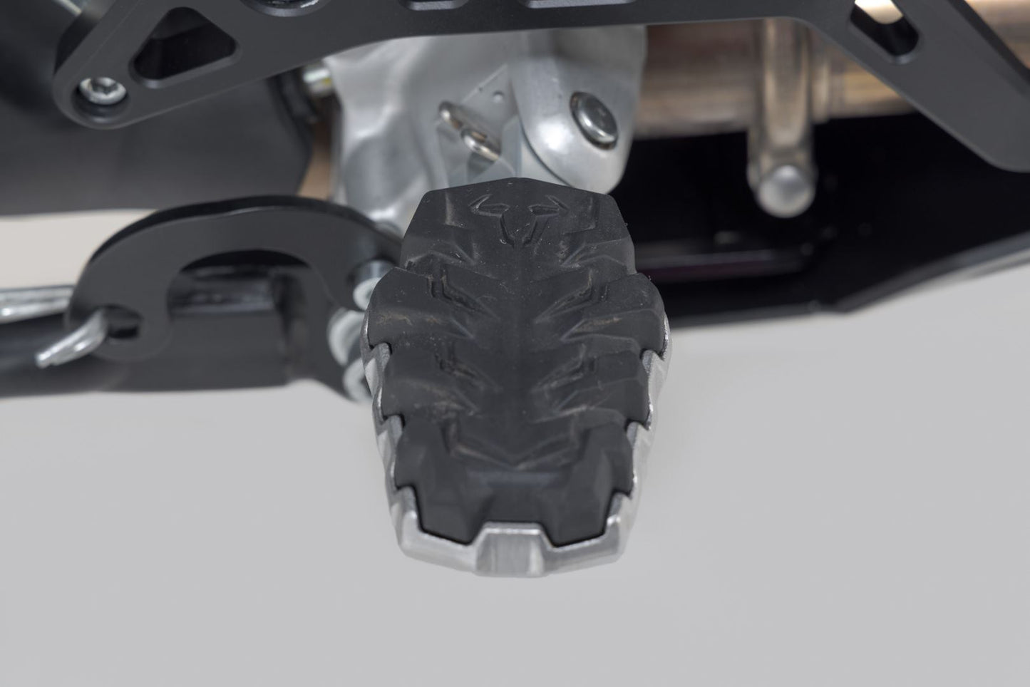 SW MOTECH Evolution Footrest Kit DUCATI DESERT X 950 22-24 FRS.22.112.10201