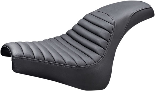 Saddlemen Profiler™ Tuck-N-Roll Seat (818-28-148)
