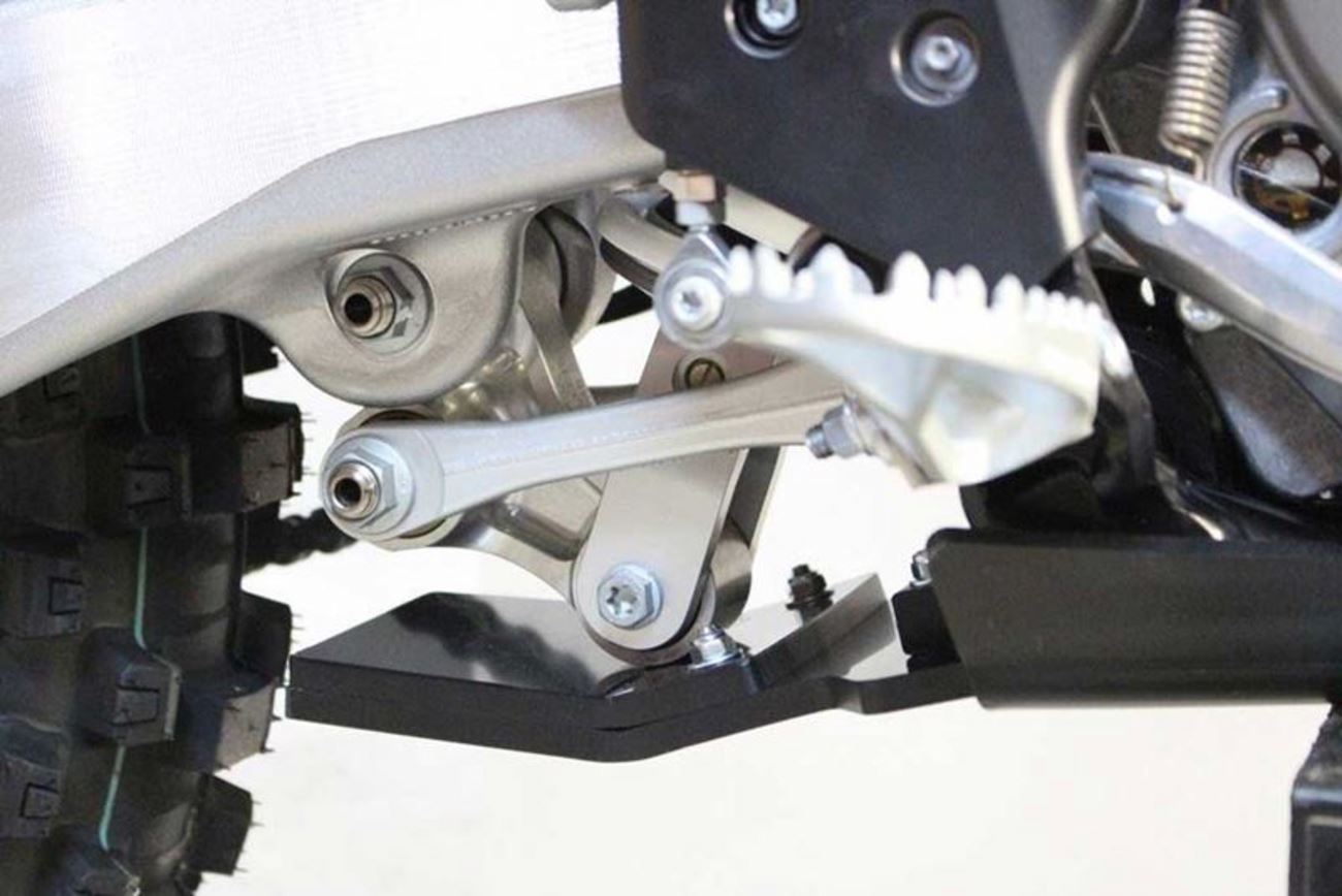 AXP RACING Xtrem Skid Plate For Husqvarna FC/SXF 450 16-22 Black AX1432