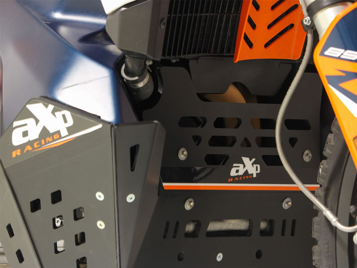 AXP RACING Adventure Skid Plate Hard For KTM Adventure 790-890 19-24 Black AX1702