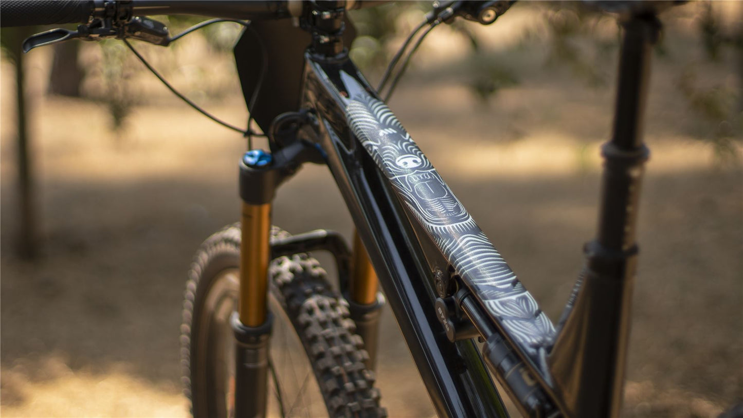 ALL MOUNTAIN STYLE Frame Guard Extra Protection WHITE/WLF AMSFG2WHWF