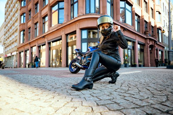 ICON Women's Tuscadero™ Motorcycle Boots Black 2023 Model