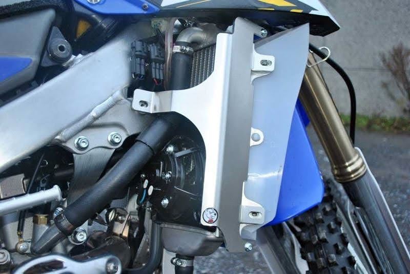 AXP RACING Radiator Braces For Yamaha WR 250 F 15-20 Blue AX1345