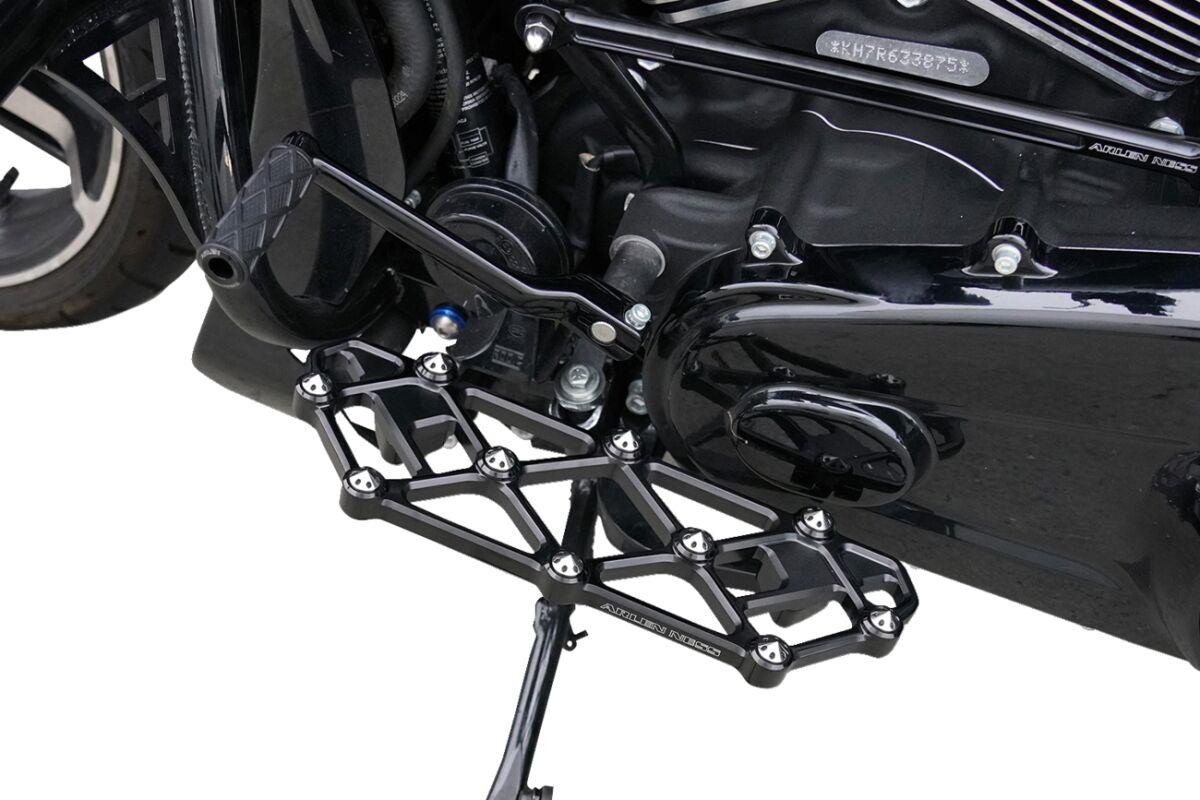 Arlen Ness Diamond Floorboards Black Aluminum Driver Fit Bolt-On 410-053