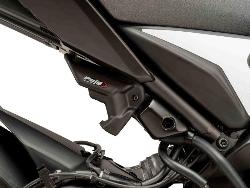 PUIG Rear Brake Fluid Reservoir Cover Carbon Look for Yamaha MT-09 Tracer/900/GT 15-20 8542C