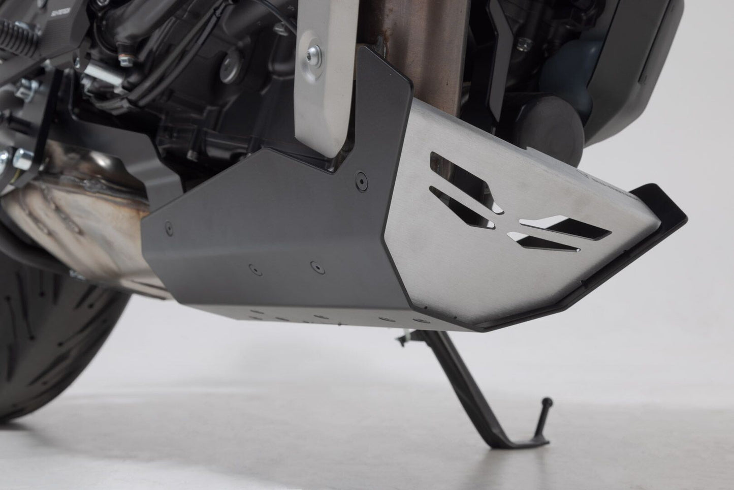 SW MOTECH Front Spoiler For Yamaha XSR 700 ABS 20-24 MSS.06.833.10001