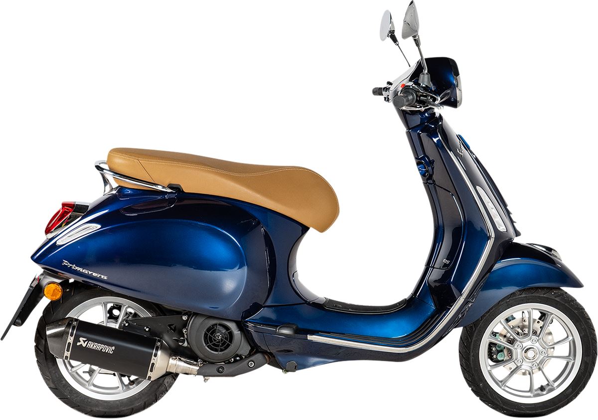 Akrapovic Slip-On Scooter Muffler SS/CF Black For Vespa Primavera 125 IGET 21-22 S-VE125SO3-HZBL