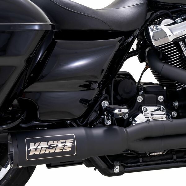 Vance & Hines Hi Output Exhaust System For Harley Davidson FLHRXS 1868 17-24 47321