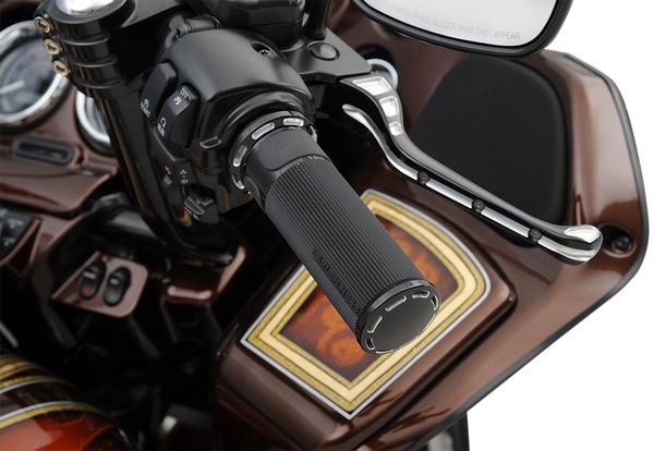 Arlen Ness Slot Track Grips Black Anodized For HD FLHRXS 1868 07-24 07-303