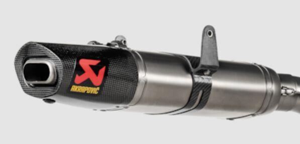 AKRAPOVIC Titanium/Carbon Fibre Replacement Muffler M-AC00305T
