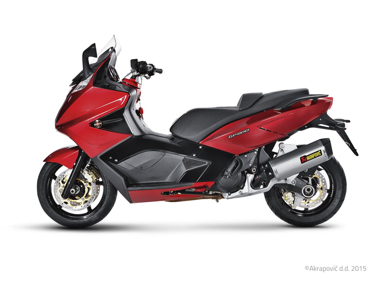 Akrapovic Slip-On Line Muffler Scooter SS/CF For Aprilia SRV 850 Gilera GP 800 08-16 S-A8SO2-HWSS