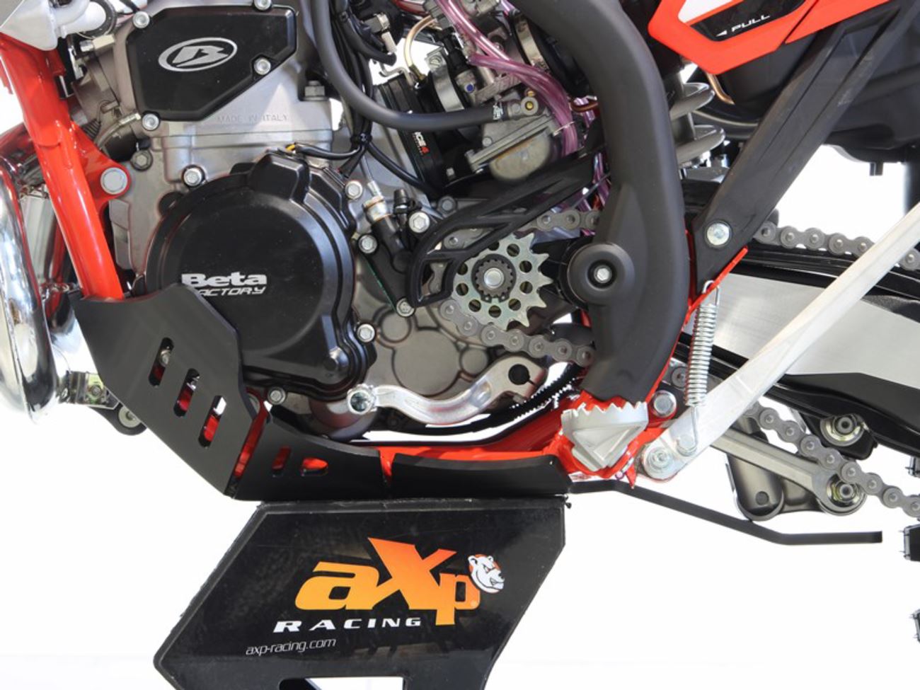 AXP RACING Xtrem Skid Plate For Beta XTRAINER 300 LC 16-25 Black AX1681