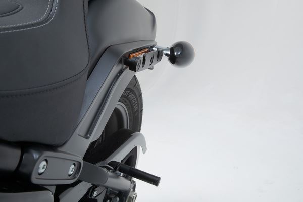 SW MOTECH SLH Side Carrier Left Harley-Davidson Softail Fat Bob / S HTA.18.682.10400