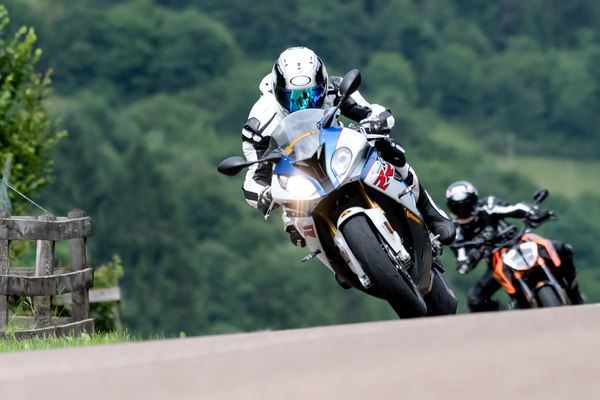 CONTINENTAL ContiRaceAttack 2 Street 120/70ZR17 M/C(58W) Tyre