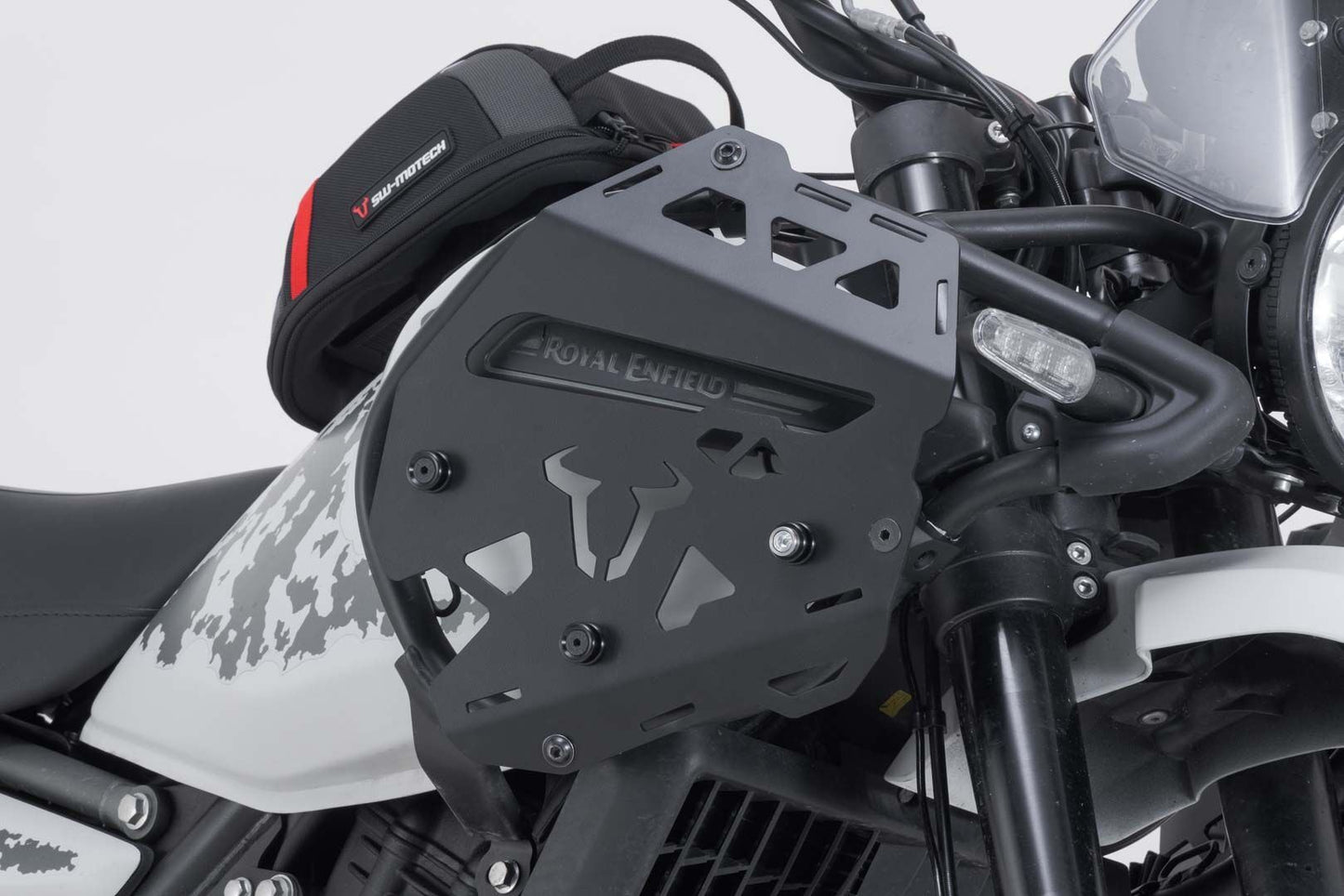 SW MOTECH SLC Right Side Carrier Royal Enfield Hima 450 24-25 HTA.41.620.11100
