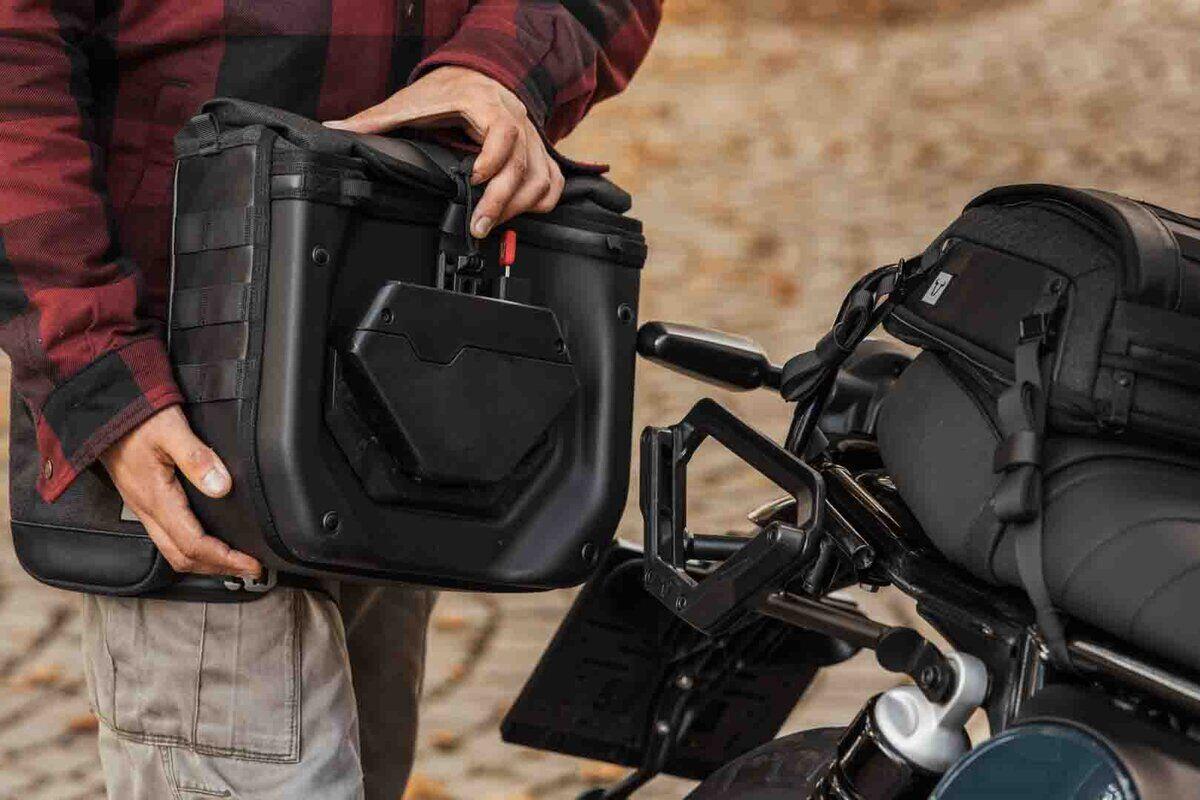 SW-Motech Side Bag 16L For Triumph Bonneville 1200 16-26 BC.HTA.00.402.20000