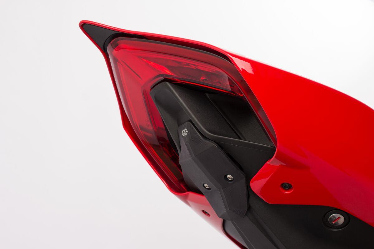 Gilles Tooling Race Cover Kit For Ducati Panigale V4 1100 2003-2026 RCK-06-B