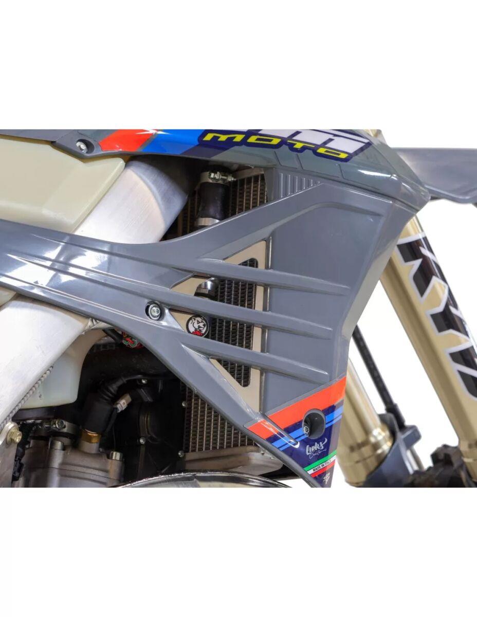 AXP RACING XTREM Hard Enduro Radiator Guards for TM Moto EN 250 ES / EN 300 ES AX1835
