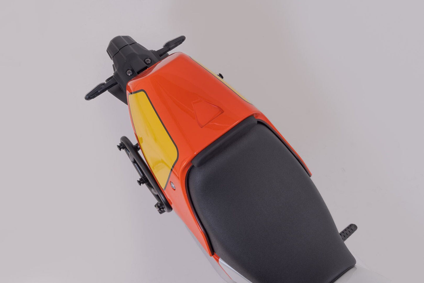 SW MOTECH SLC Side Carrier For Yamaha XSR 1900 ABS 21-25 HTA.06.932.10001