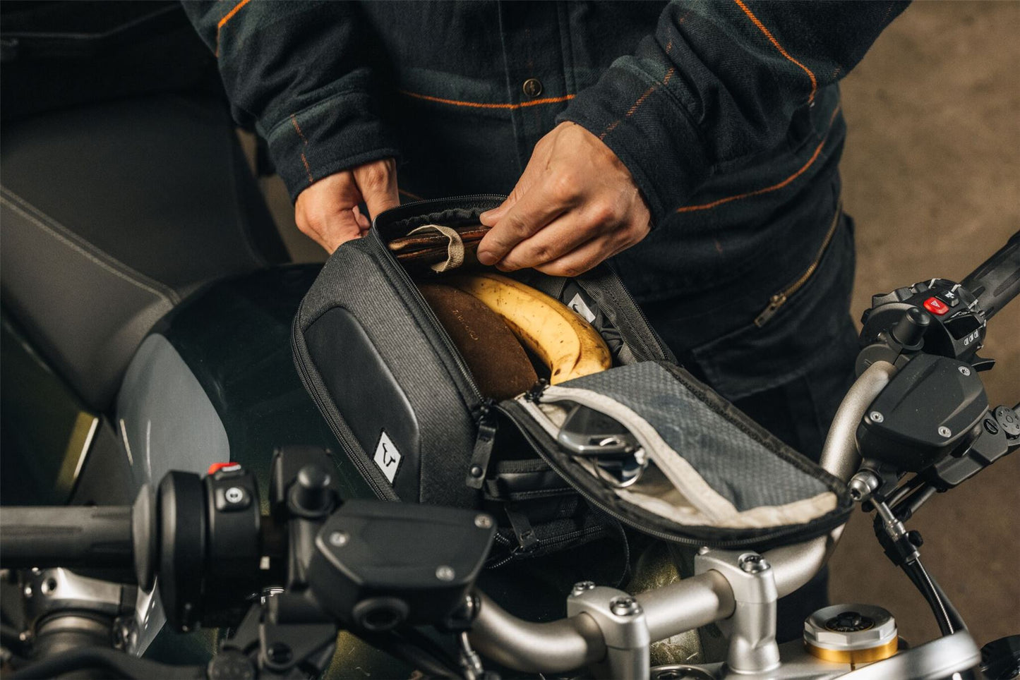 SW MOTECH Tankbag Legend Lt3 Pro For Royal Enfield 450 24-25 Bc.Trs.00.411.20000
