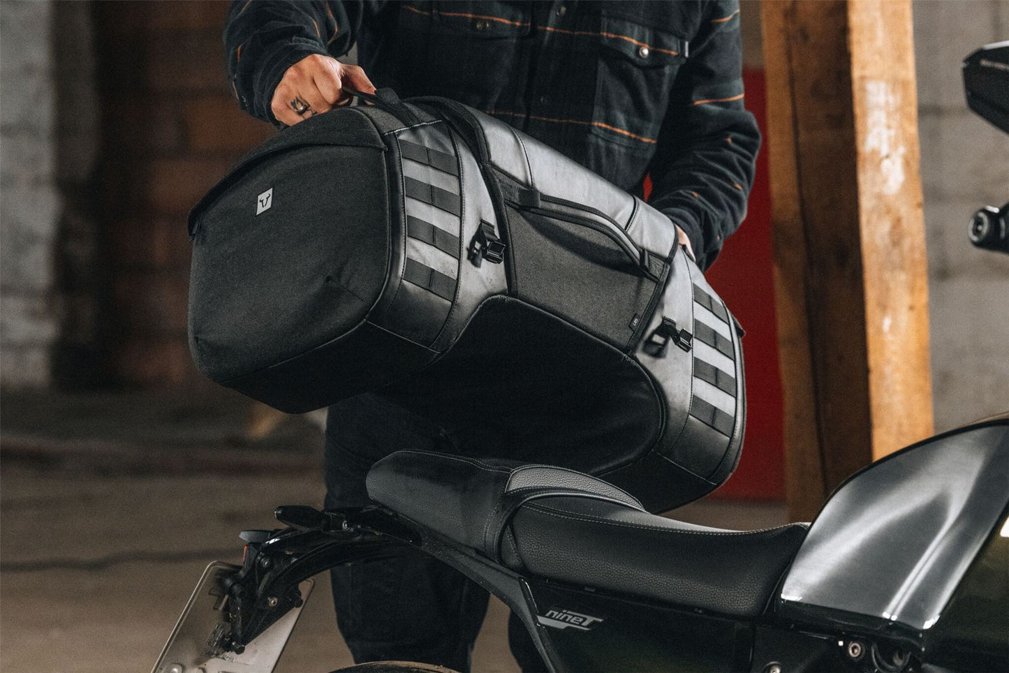 SW MOTECH Tailbag Legend Lr5 Universal Bc.Hta.00.405.20000