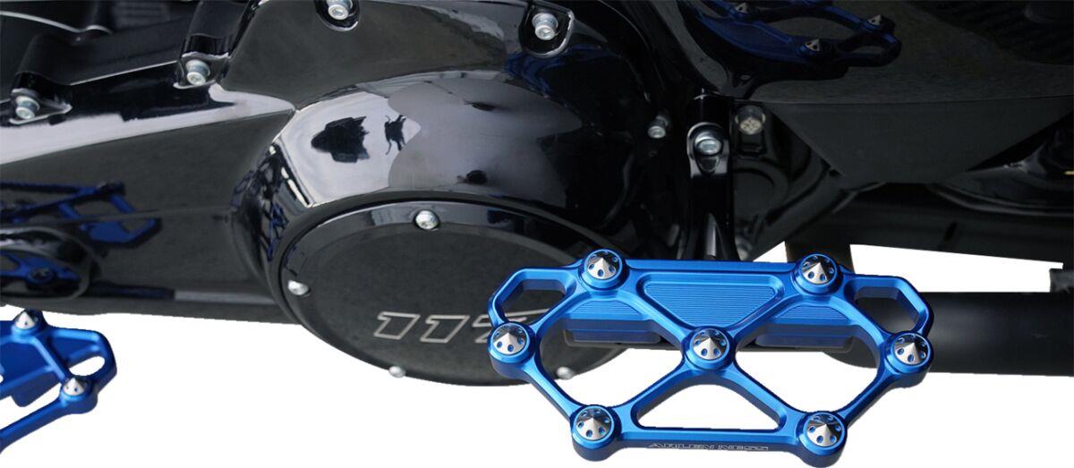 Arlen Ness Diamond Floorboards Blue Anodized Passenger CNC Machined Pair 410-060