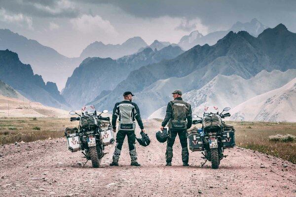 SW MOTECH Bull Sticker Red WER.GIV.031.10000