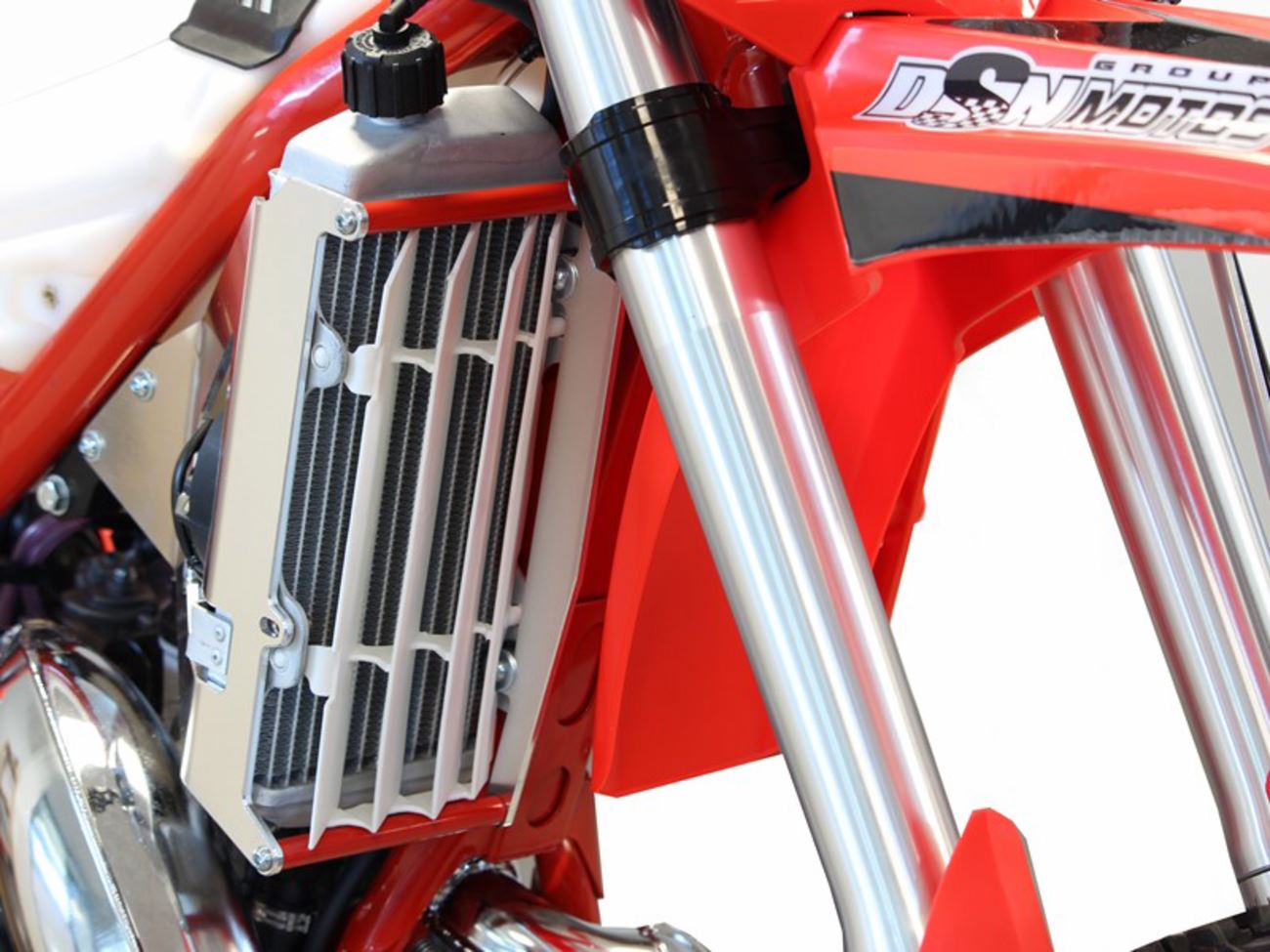 AXP Racing Radiator Braces For Beta XTRAINER 250 LC 2023-2025 Aluminium AX1680