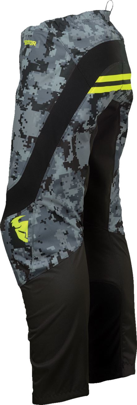 Thor Trousers Sector Digi Green/Camo 24 Model