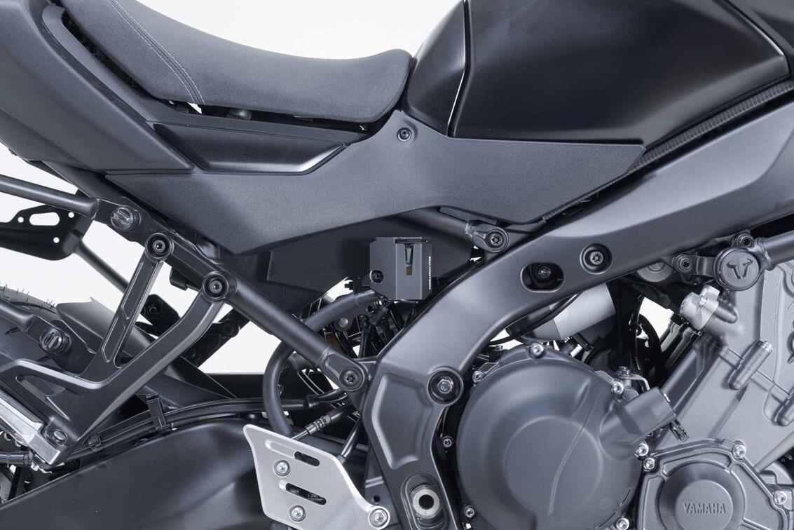 SW-MOTECH Brake Fluid Reservoir Guard to fit Yamaha MT-09 Tracer 9 GT/AMT 2025 SCT.06.597.10000/B