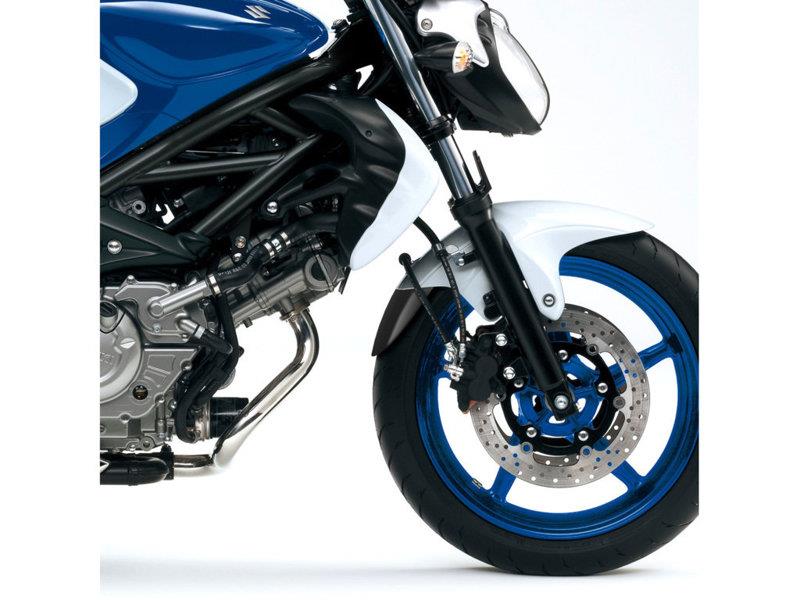 PUIG Front Fender Extender Black for Suzuki Gladius SFV 650 09-15 9832N
