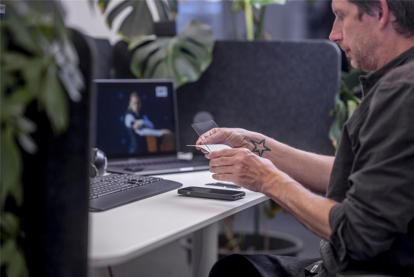 SP CONNECT Glass Screen Protector For Samsung Galaxy S24 ULTRA 52681