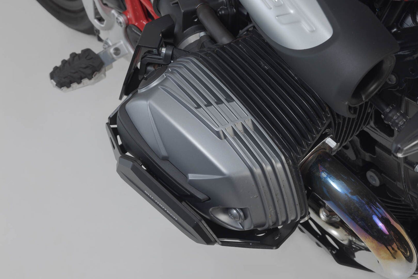 SW MOTECH Cylinder Guards For BMW R 12 2024 Mss.07.653.10002/B