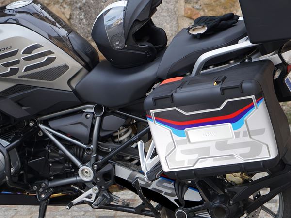UNIRACING Scratch Saver BMW Case BMW VARIO CASE K48415