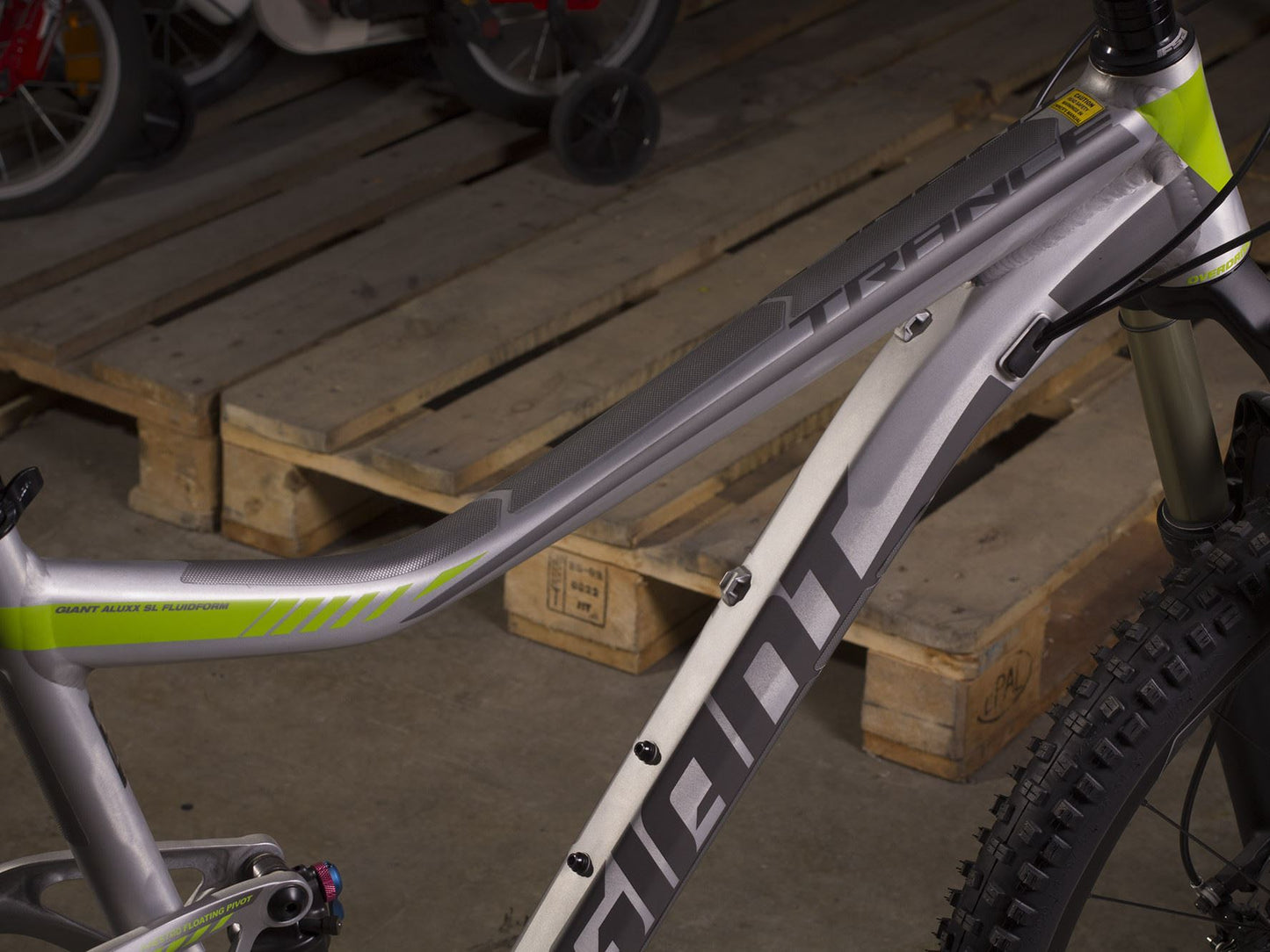 ALL MOUNTAIN STYLE Frame Guard Extra Protection SLV/WHITE AMSFG2SVWH