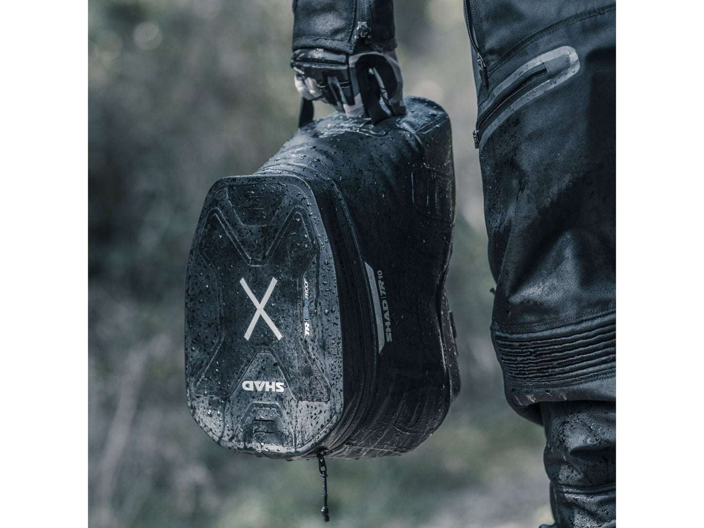 SHAD CLICK SYSTEM TANK BAG TR10CL X0TR10CL