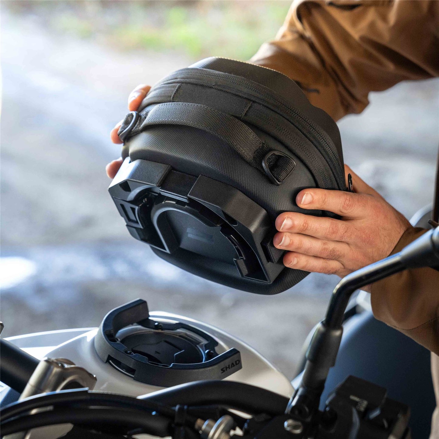 SHAD CLICK SYSTEM TANK BAG E03CLP X0SE03CLP