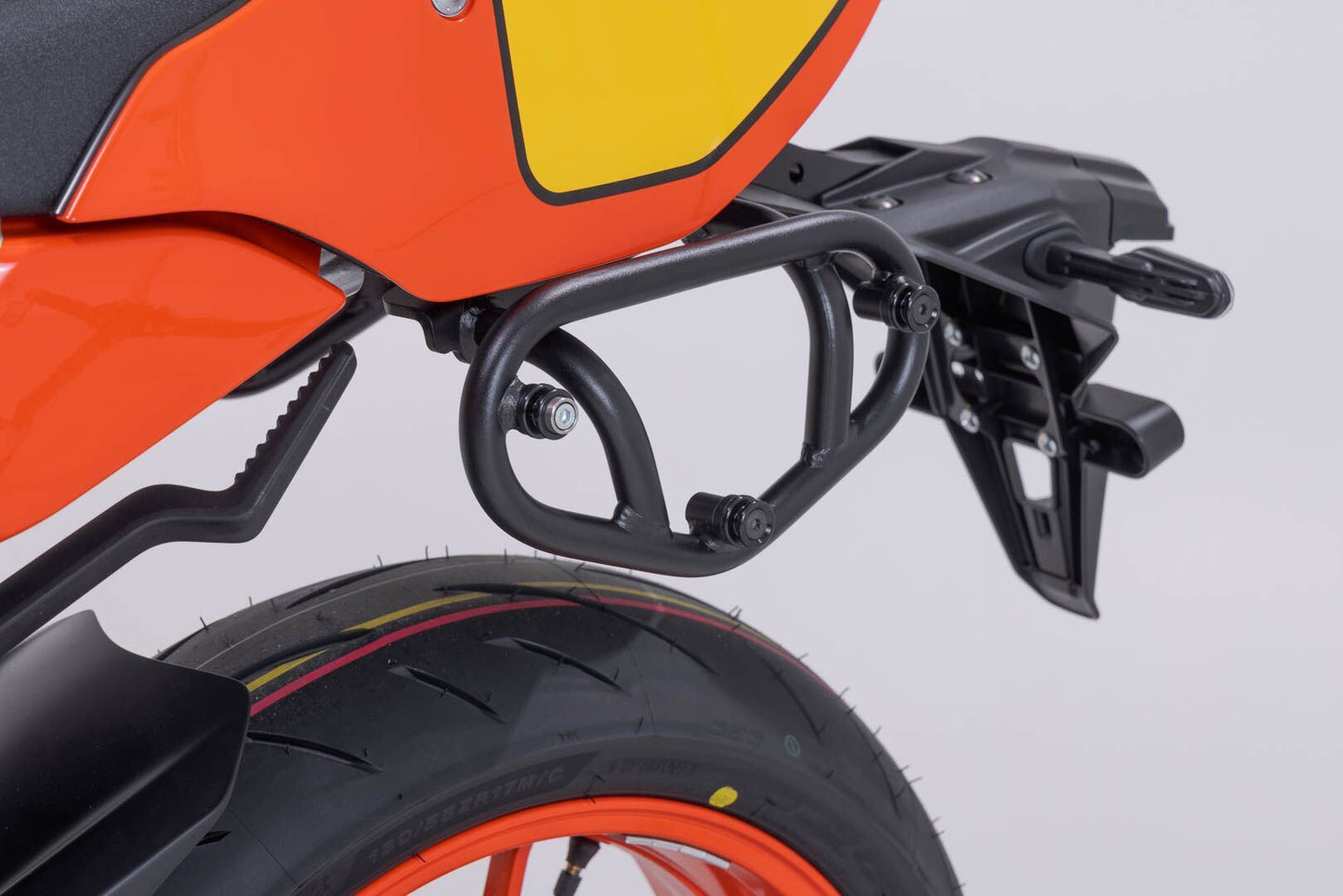 SW MOTECH SLC Side Carrier For Yamaha XSR 900 ABS 21-25 HTA.06.932.11001