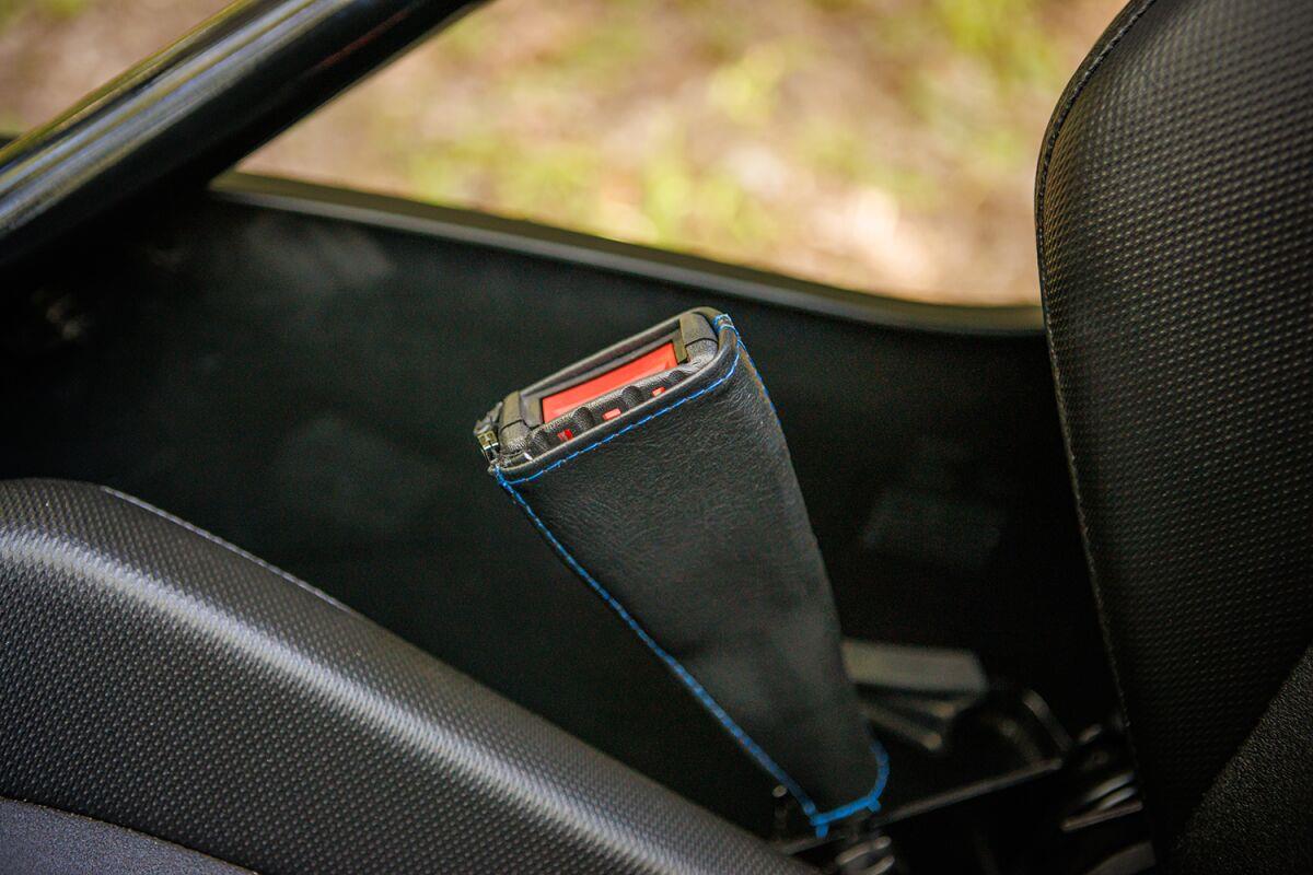 Show Chrome Kaliber Seat Belt Covers For Polaris Slingshot 2000 15-23 H44-5BLUE