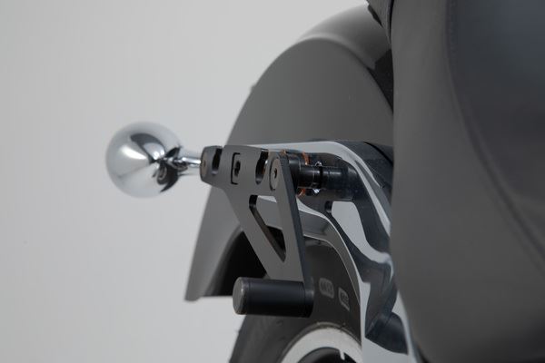 SW MOTECH SLH Side Carrier Right Harley-Davidson Softail Low Rider/ S HTA.18.682.11200